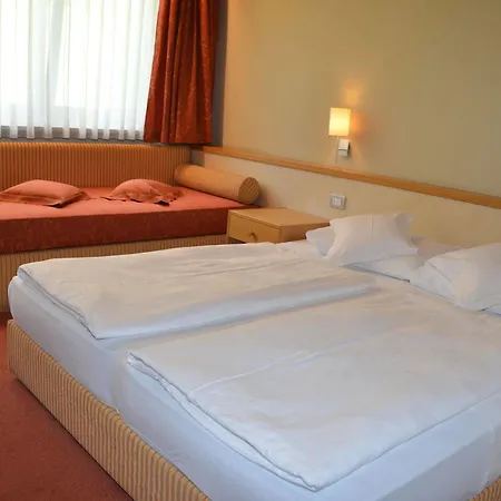 Hotel Taufers 3*